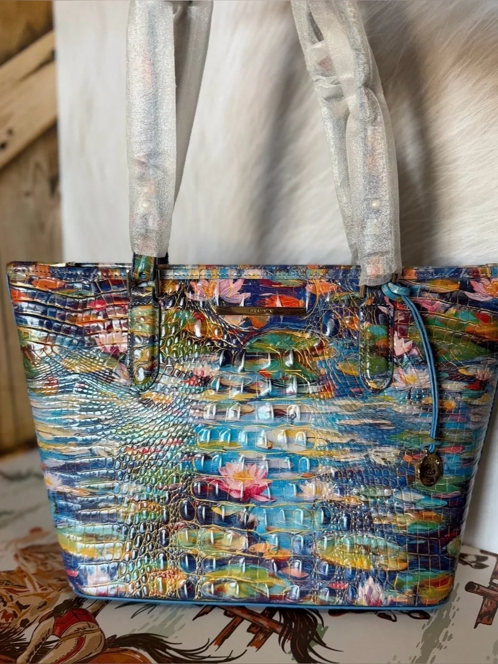 FIRM >>> Brahmin Med Asher Waterlily Beautiful floral NWT